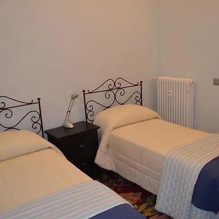 Apartment Alfieri Alba  Room photo